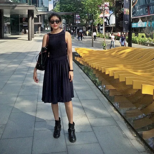 Gaya Sigi Wimala yang super kece saat jelajahi Singapura/©instagram.com/sigiwimala