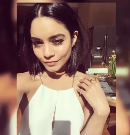 Vanessa Hudgens nampak lebih muda dengan rambut barunya/©instagram.com/VanessaHudgens