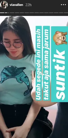 Via Vallen takut jarum suntik. (credit: Instagram.com/viavallen)