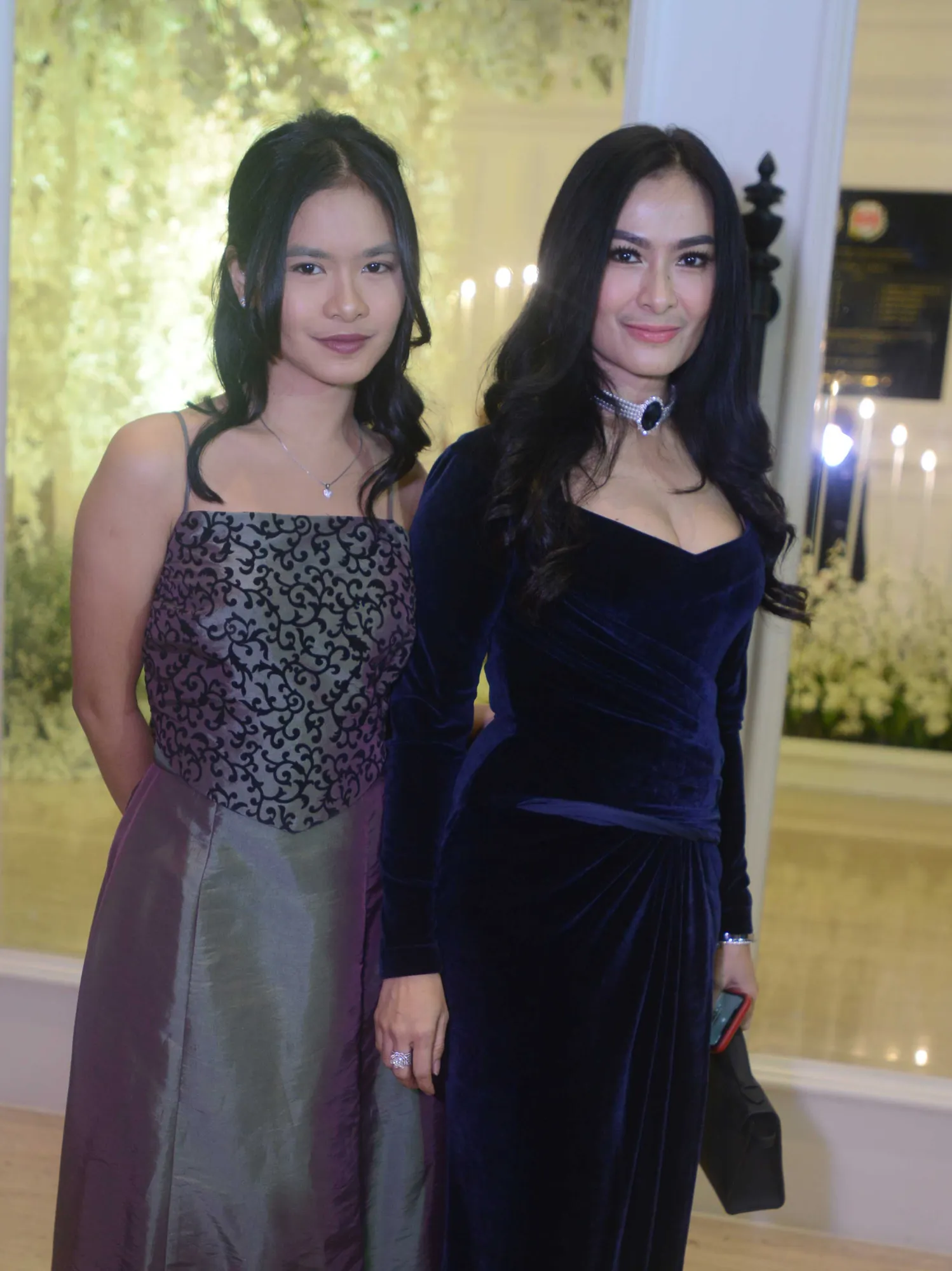 Iis Dahlia & Anak © Kapanlagi/Bayu Herdianto