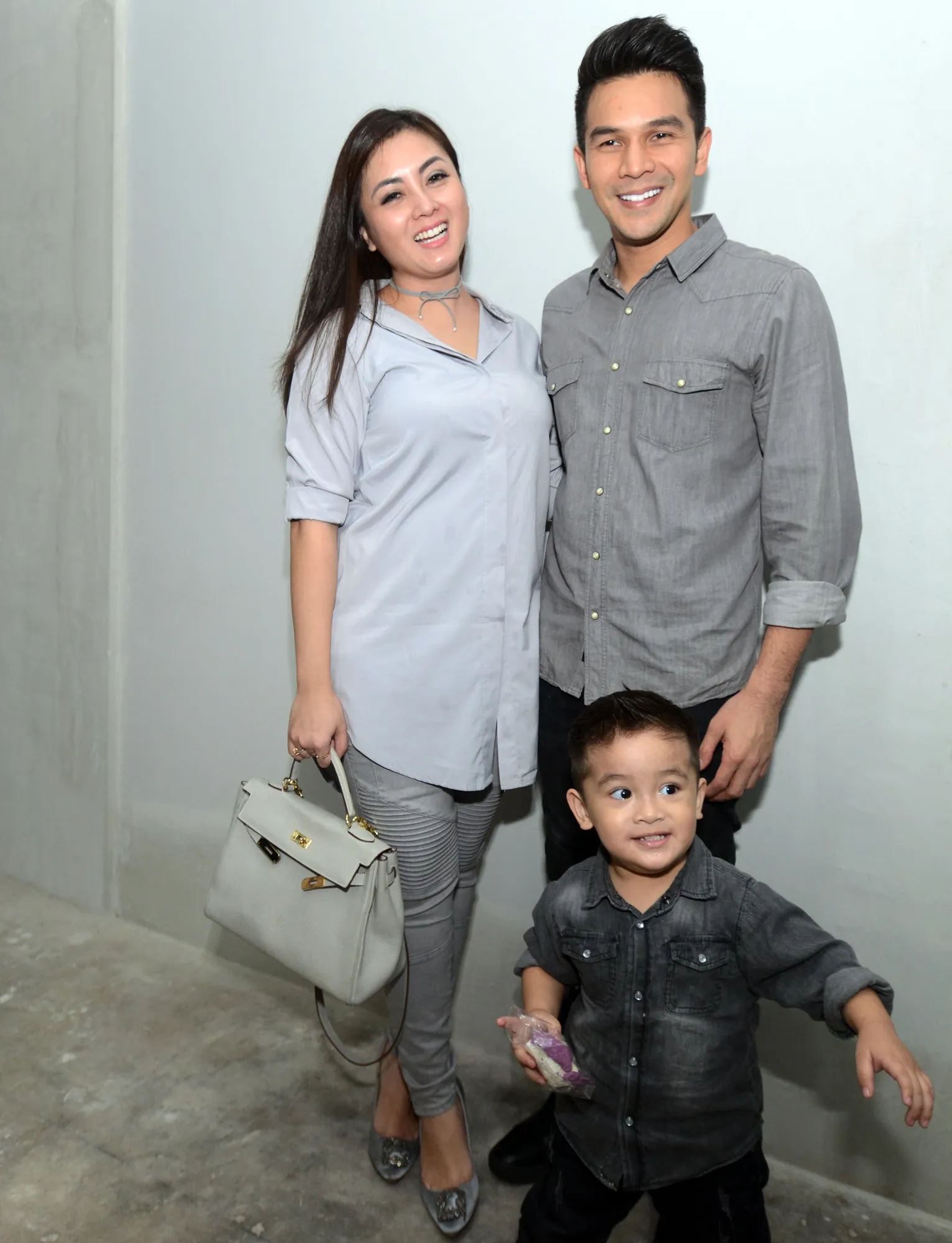 Jonathan Frizzy & Dhena Devanka © Kapanlagi/Muhammad Akrom Sukarya