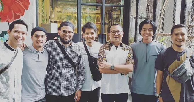 Roger Danuarta ikuti kajian (credit: instagram.com/teukuwisnu)