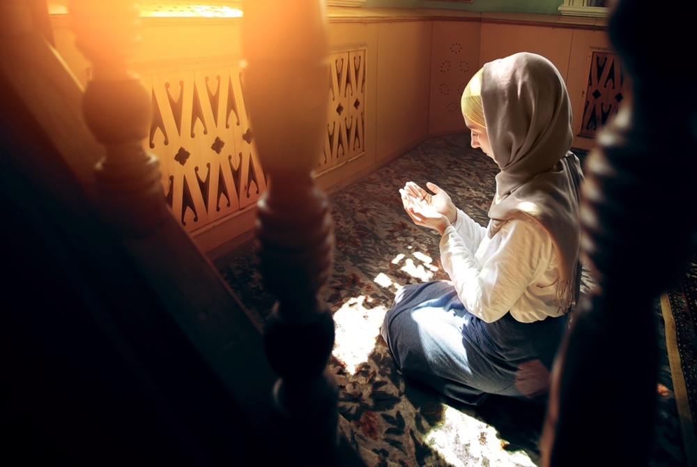 Tata Cara Sholat Taubat Nasuha Lengkap Dengan Niat Doa