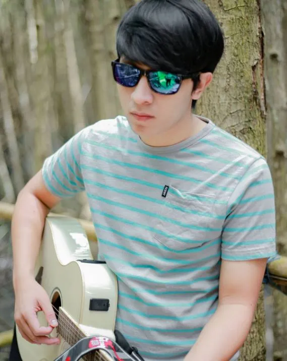 Ilux ID. instagram.com/ilux.id