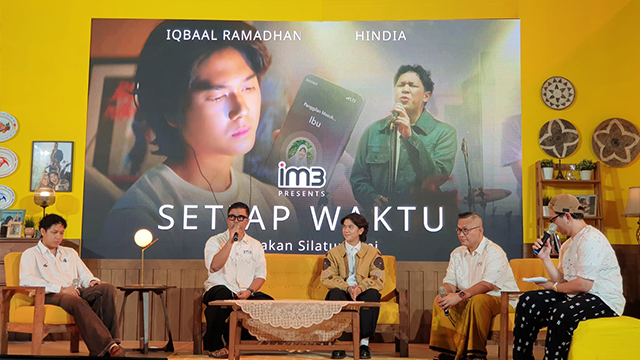 [Ki-Ka] Hindia - Penyanyi dan penulis lagu “Setiap Waktu”, Fahroni Arifin - SVP Head of Brand Mgmt & Strategy IM3, Iqbaal Ramadhan - Pemeran Video Kampanye Nyatakan Silaturahmi dan Adiyanto Adhi Kusumo - SVP Head of Product Strategy & Pricing IM3.