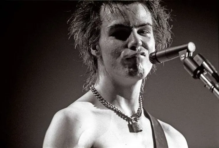 Sid Vicious, vokalis Sex Pistols yang meninggal karena overdosis heroin © The Conversation