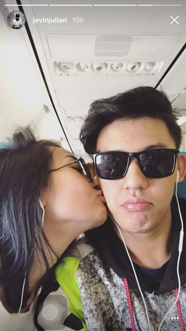 Rinni Wulandari cium mesra Jevin © Instagram.com/jevinjulian