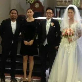 Glenn menghadirkan nuansa romantis di perkawinan David NOAH dengan Gracia Indri. ©KapanLagi.com®/VJ Lolo