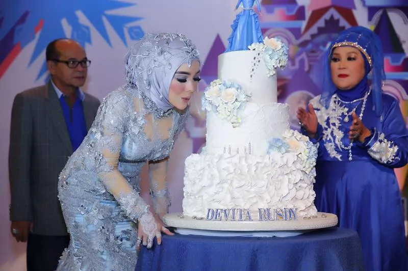Devita Rusdi berulang tahun yang ke-33. © KapanLagi.com/Sahal Fadli