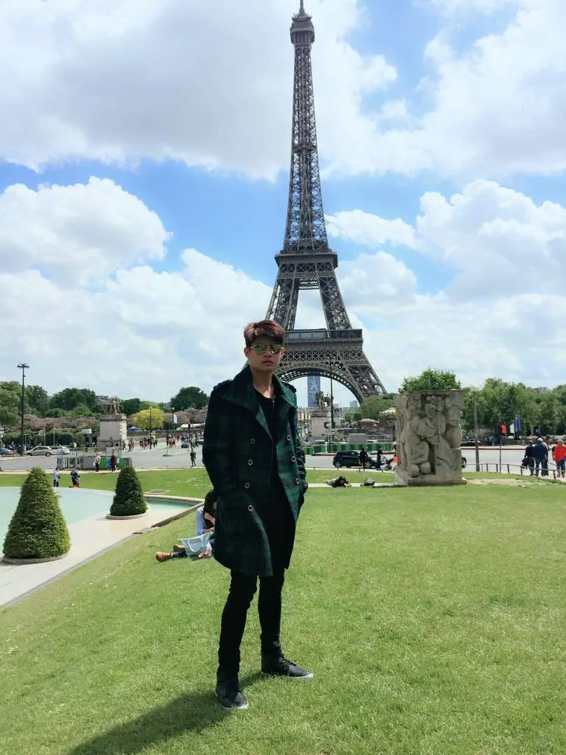 Esal nikmati masaliburan di Eropa © Dokumentasi Pribadi