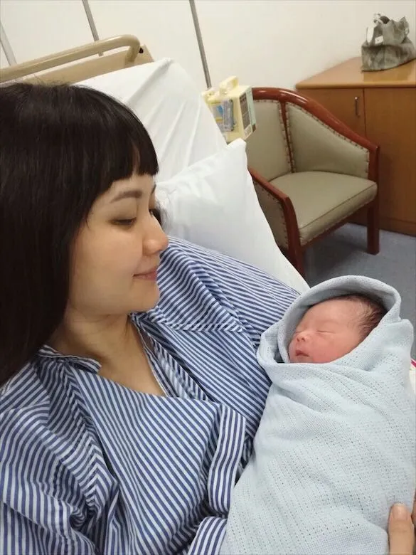 Alena Wu bersama anaknya Moru Eiji Fauza. ©dokumentasi pribadi Alena Wu