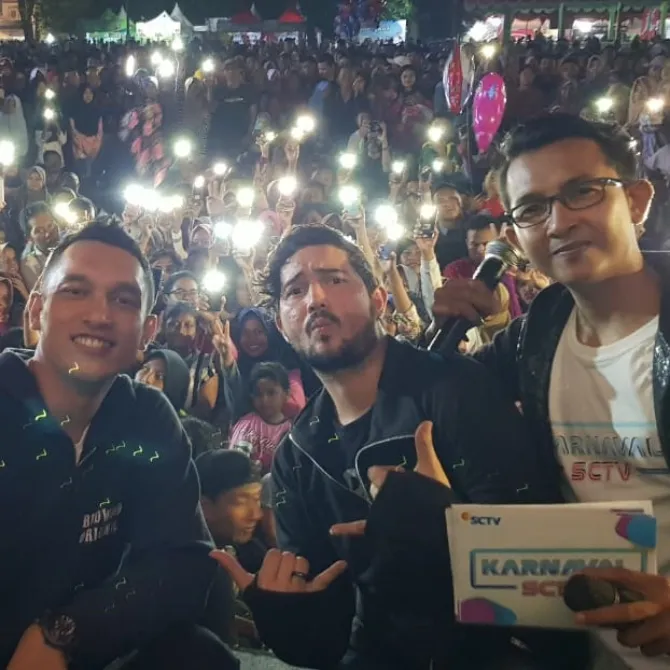 Donny Michael dan Giovani Tobing di Karnaval SCTV © SCTV