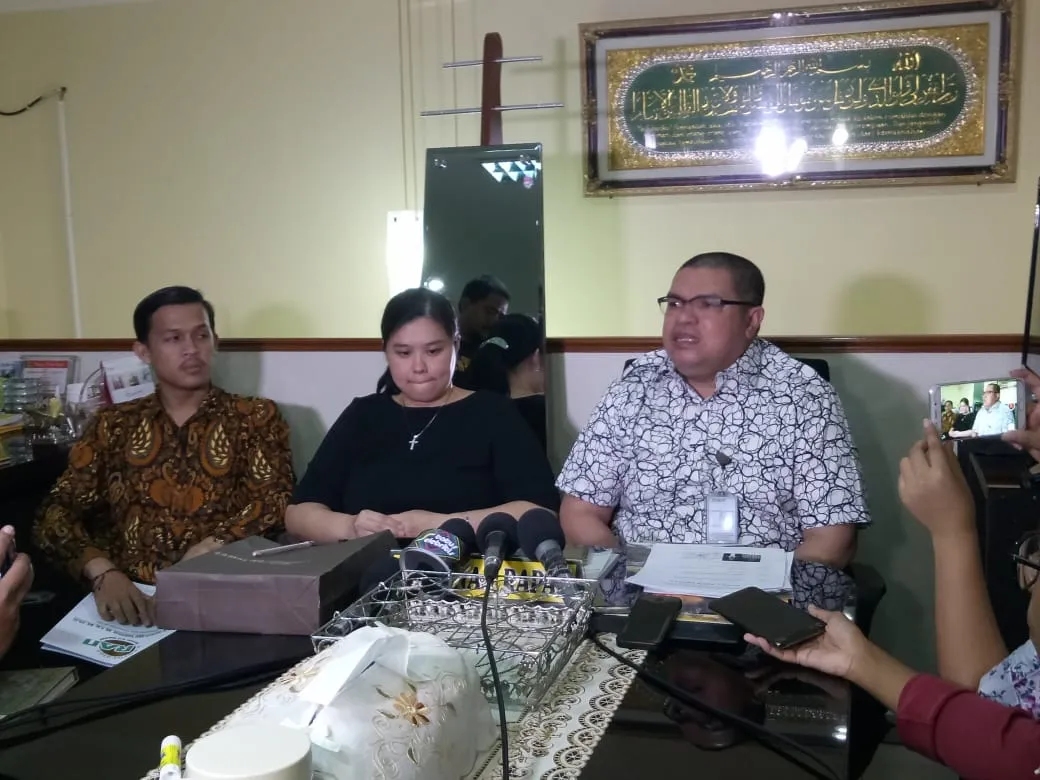 Shirley istri sah Nana ©KapanLagi.com/Fikri Alfi Rosyadi