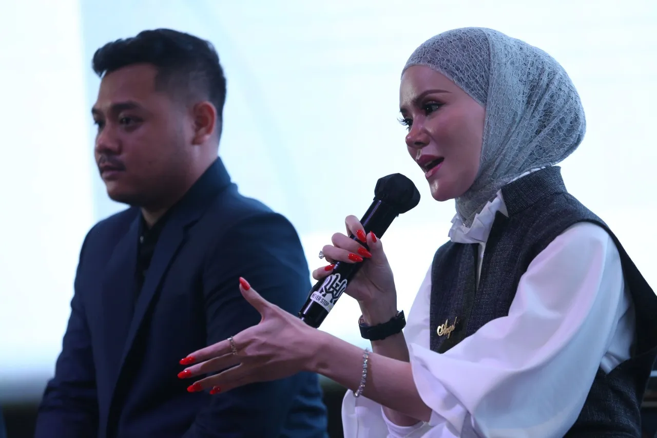 CEO Asli Angel Token