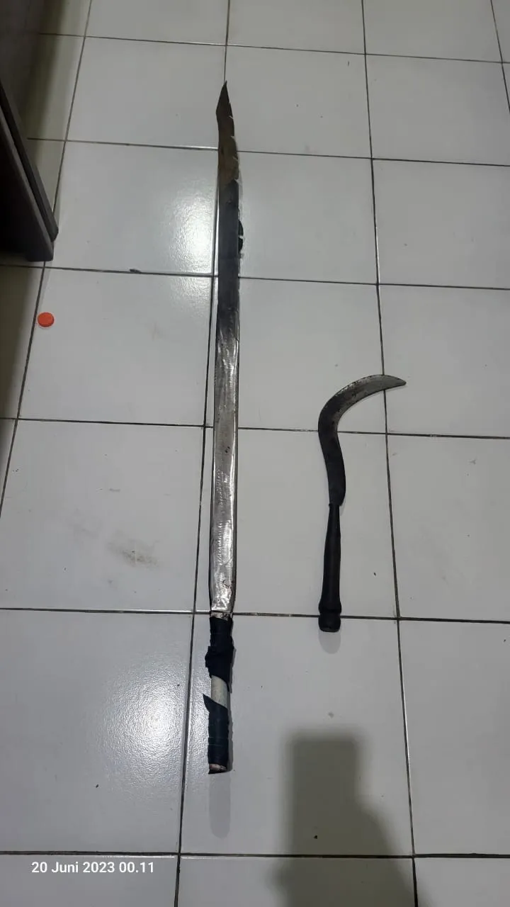 Perangkat Desa di Malang Kena Sabet Senjata Tajam Saat Hendak Lerai Perkelahian Warga / Credit Foto: KapanLagi.com/Darmadi Sasongko