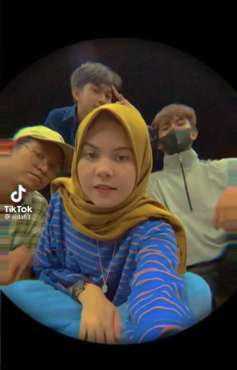 Tik Tok @aidafi3