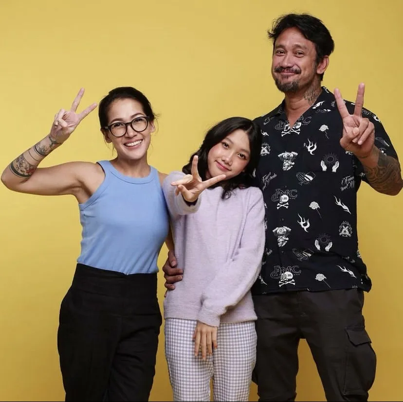 Jenaka, Anak Tira Sudiro & Mieke Amalia rilis single debut - Credit: Istimewa