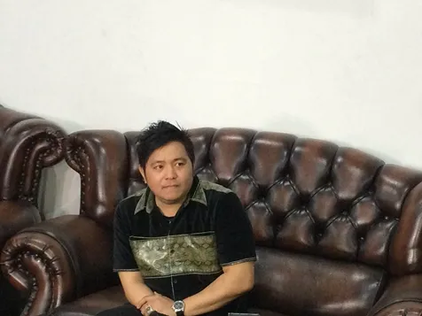 Steven yakin jika Angel ciuman dengan Pasha © KapanLagi.com®/Fikri Alfi Rosyadi