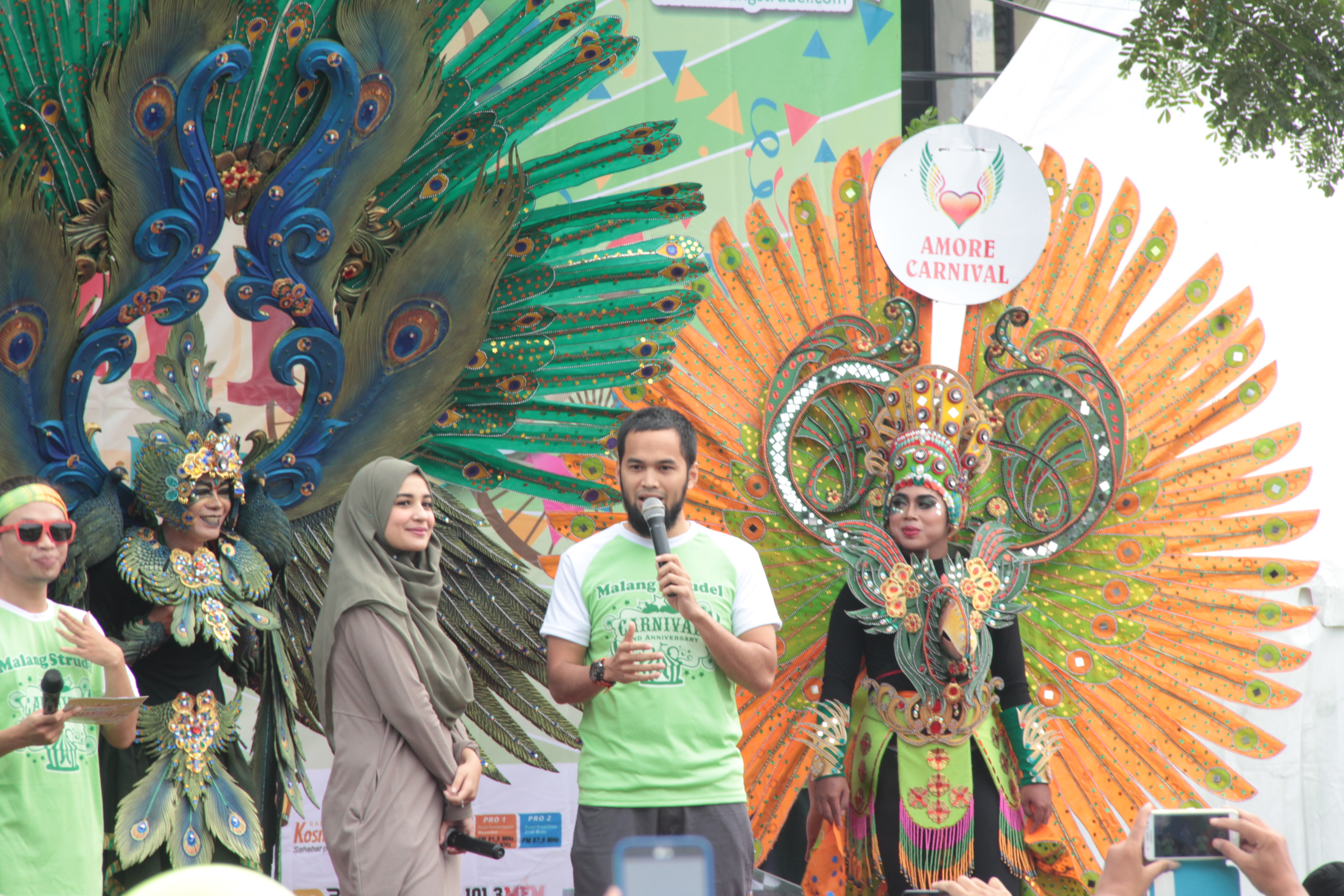 Teuku Wisnu Shireen Buat Malang  Strudel Carnival Makin 