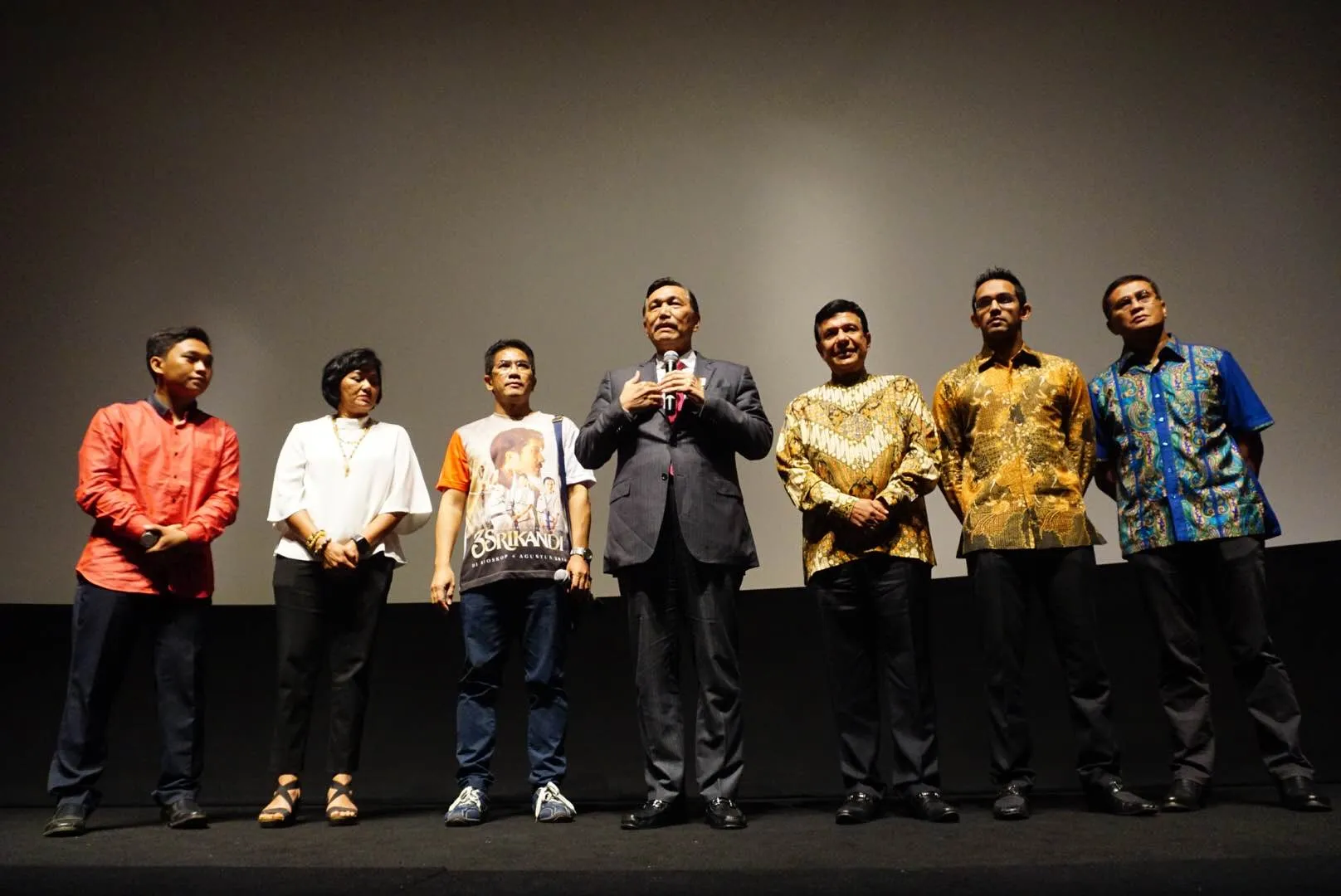 Luhut Panjaitan mengapresiasi film 3 SRIKANDI. ©KapanLagi.com/Fikri Alfi Rosyadi