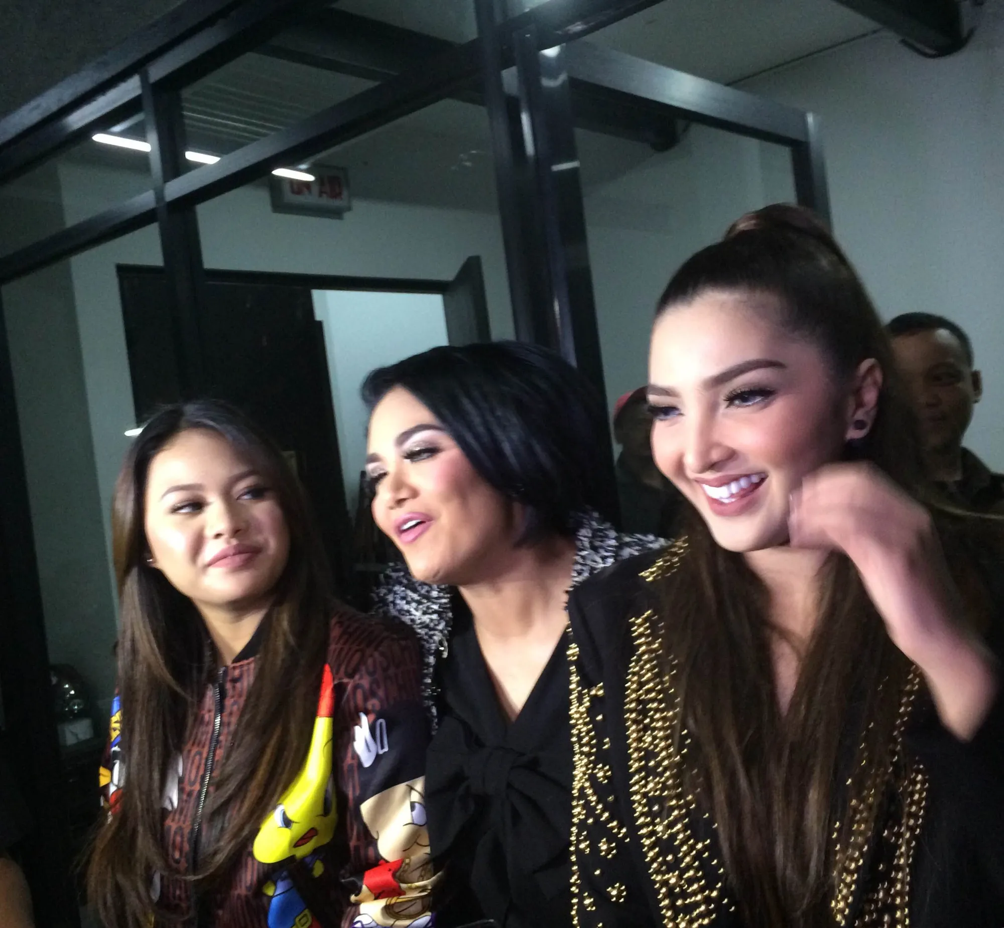 Krisdayanti terharu anak-anaknya akur. ©KapanLagi.com/Nuzurul Rakhmah