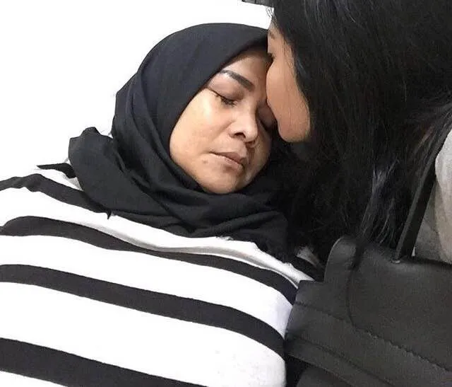 Rieta Amilia dan putrinya Marsha Tengker. ©instagram.com/cacatengker