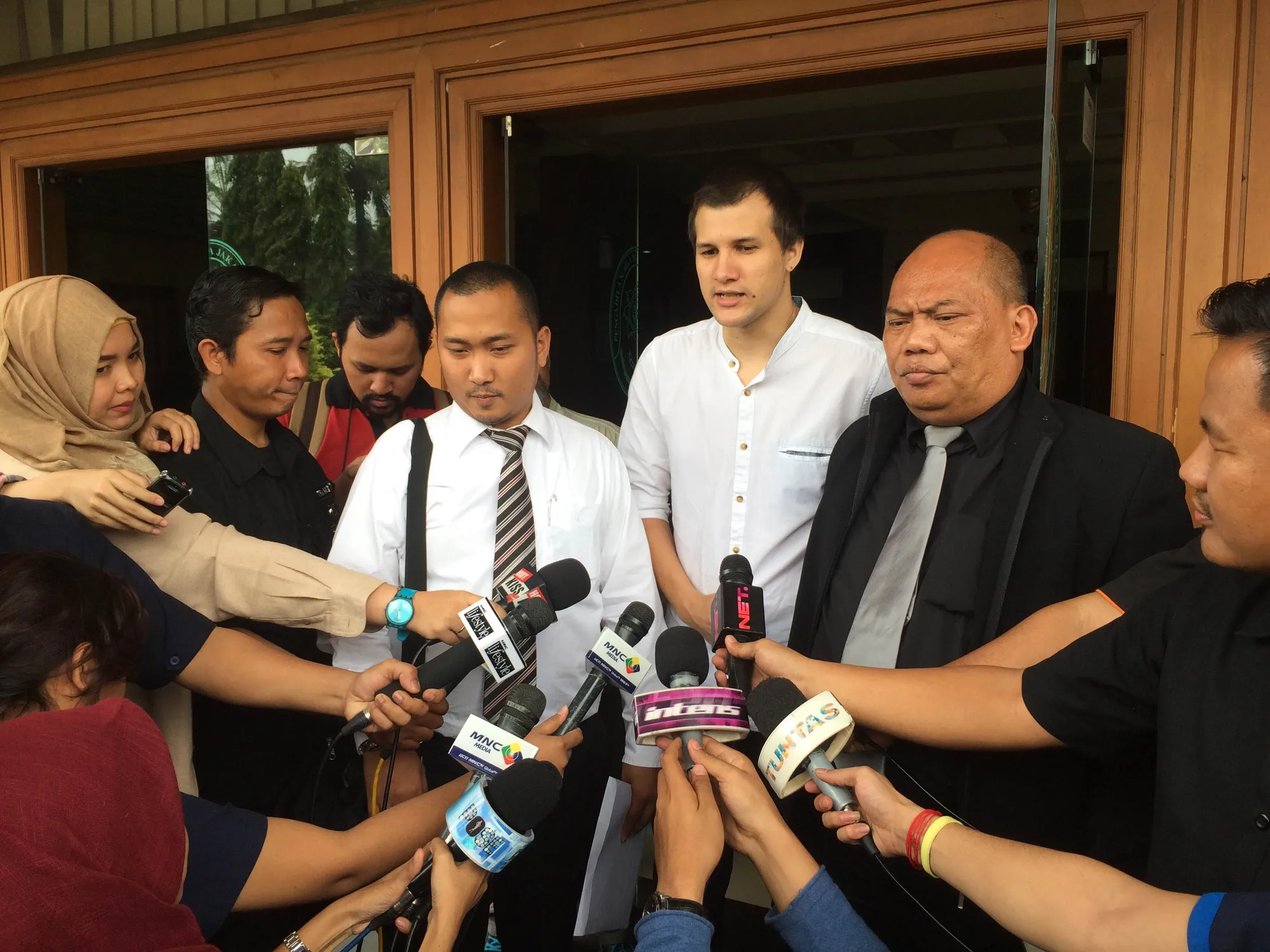 Stuart dan Risty sudah mulai komunikasi, meski tak ada ucapan ulang tahun untuk aktor yang genap berusia 25 tersebut. ©KapanLagi.com/Mathias Purwanto
