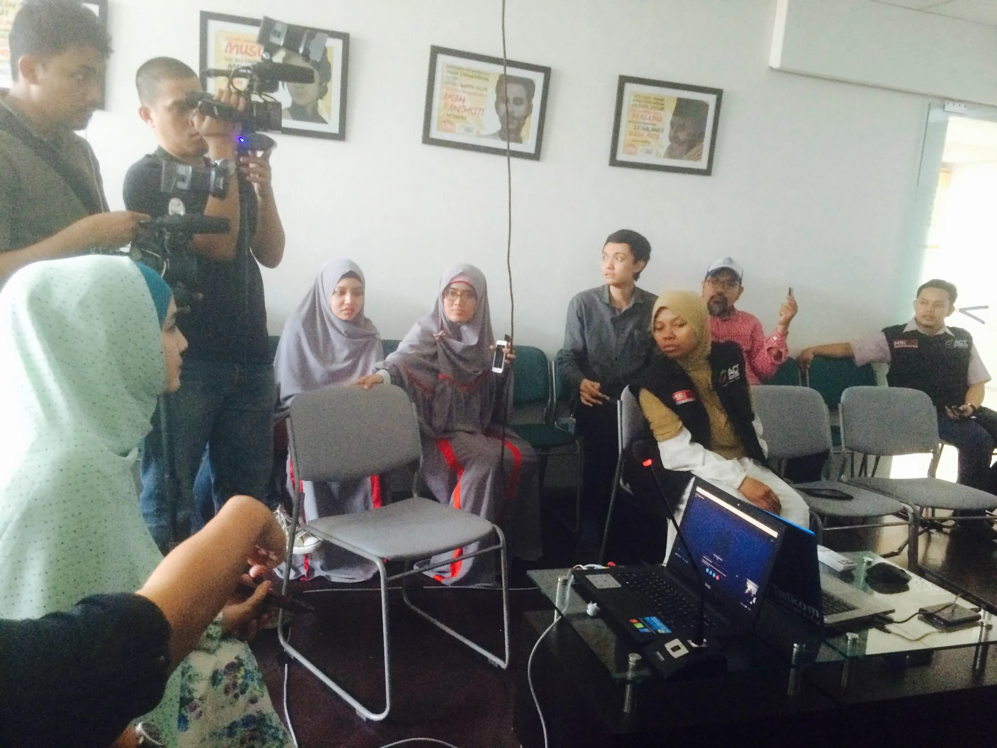 Peggy di peluncuran sekolah Al Alam © KapanLagi.com®/Abbas Adi Nugroho