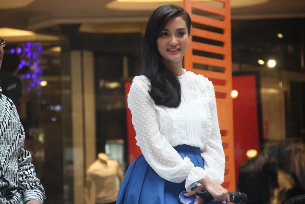 Atiqah Hasiholan ingin dapat momongan di tahun 2017 nanti © Kapanlagi.com®/Nuzulur Rakhmah