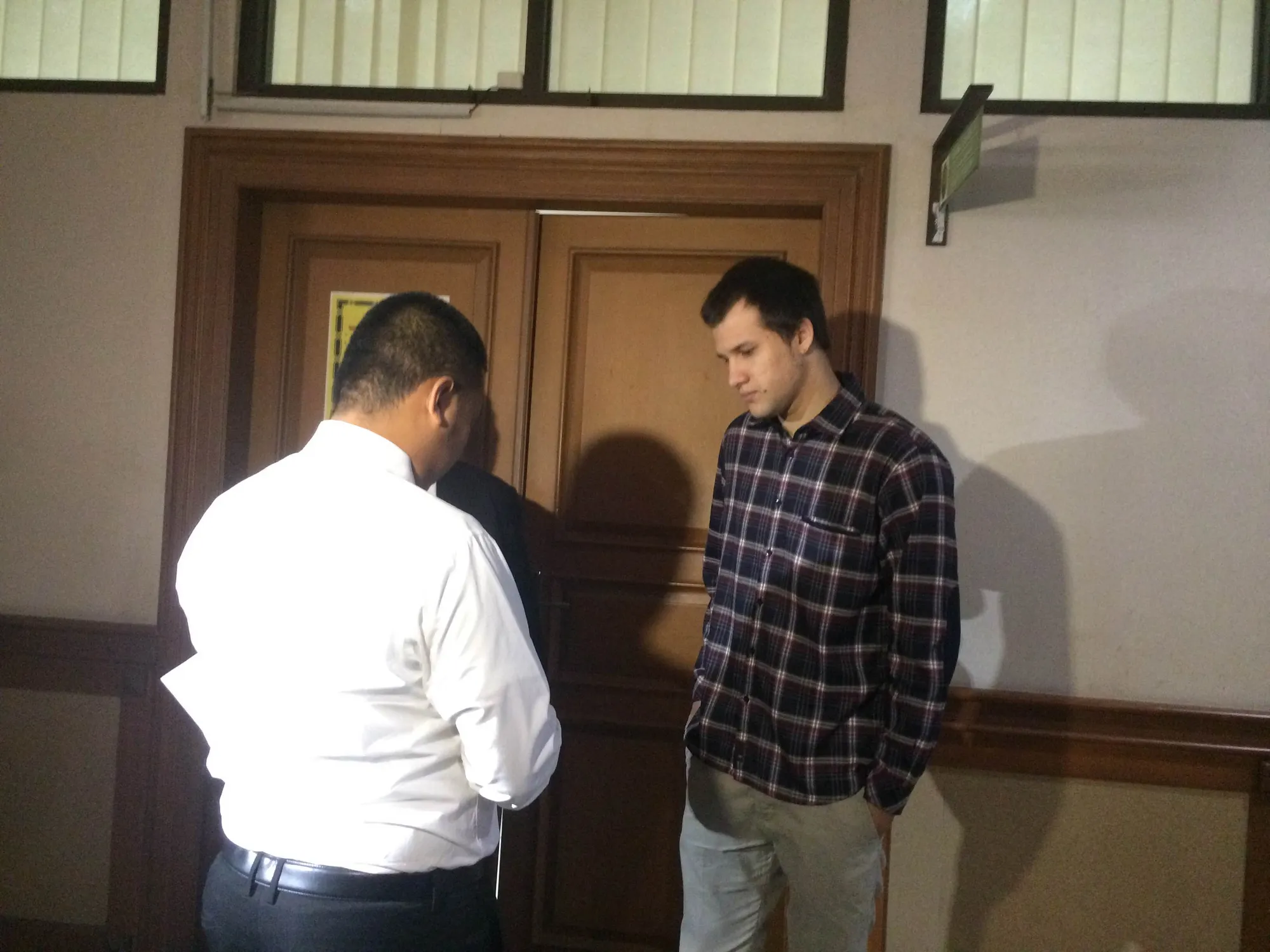 Stuart prihatin kondisi janin Risty Tagor melemah dan tak bisa hadir sidang. ©KapanLagi.com/Fikri Alfi Rosyadi