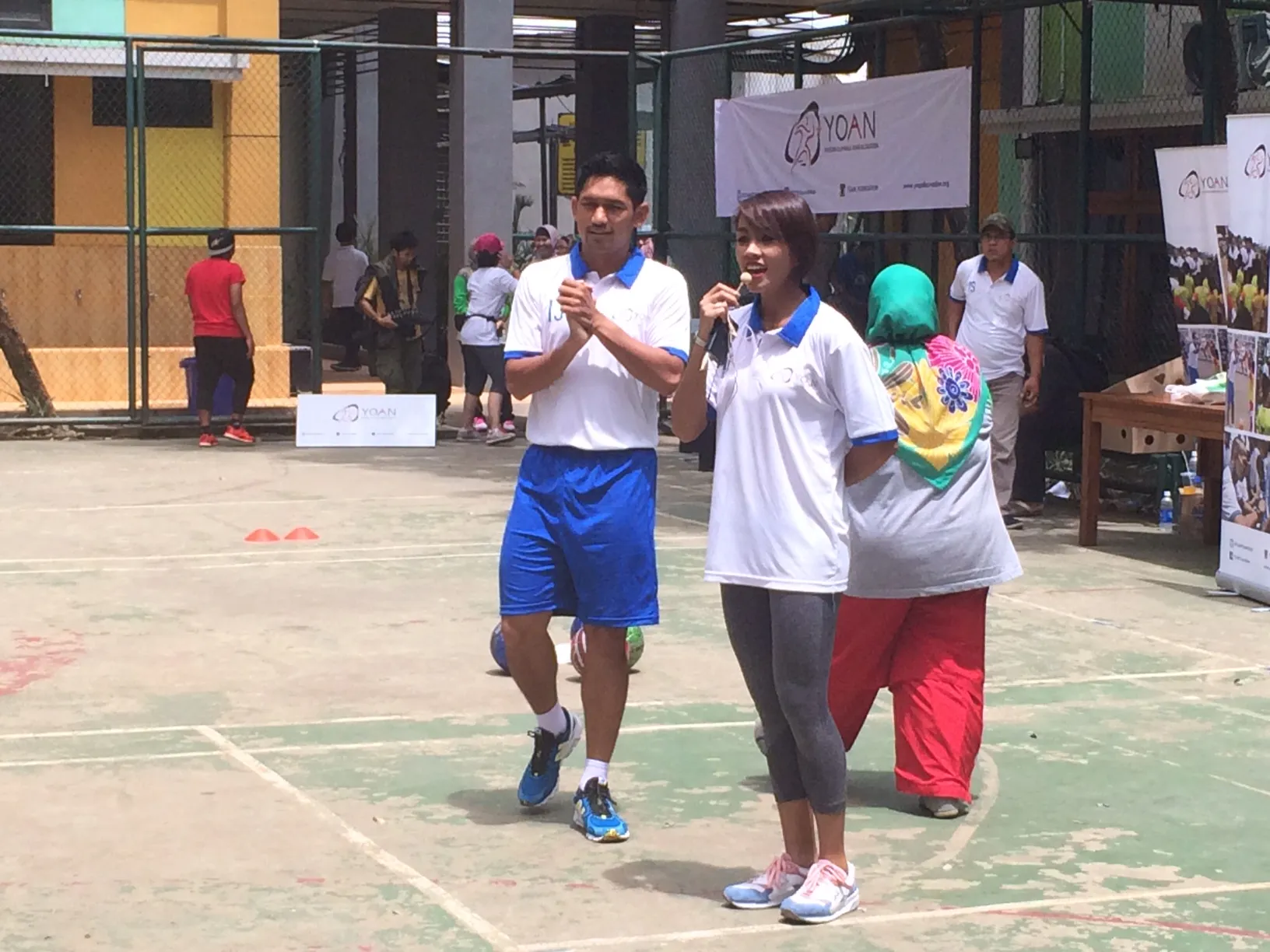 Ibnu dan Melanie jadi ikon aksi rangkaian coaching clinic © KapanLagi.com®/Hendra Gunawan