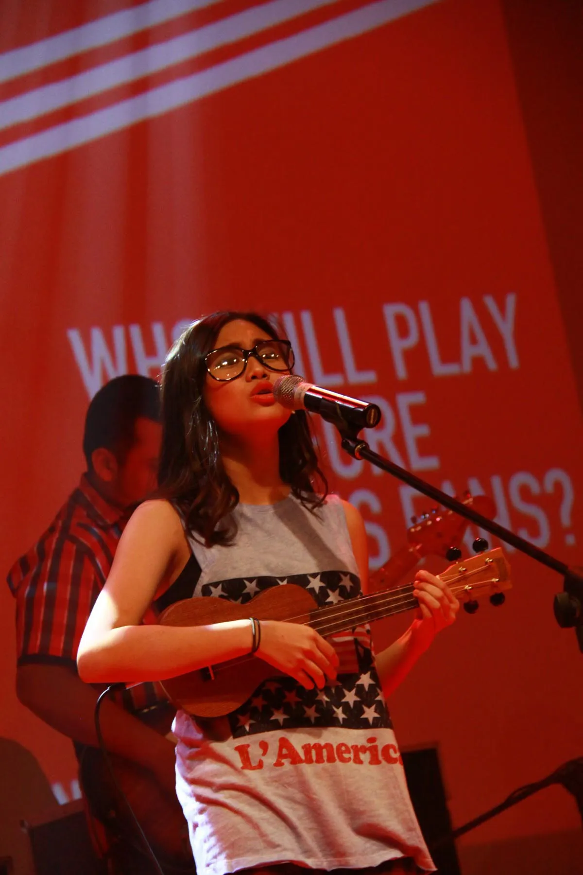 Penampilan Nicole di Panggung Final