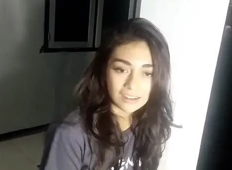 Celine Evangelista buat pernyataan berbeda dari sang ibu. ©KapanLagi.com/Adi Abbas Nugroho