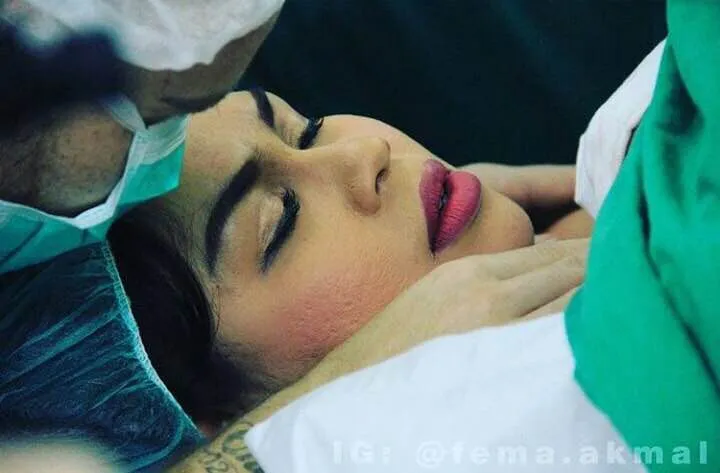 Melanie saat melahirkan © instagram/com/fema.akmal
