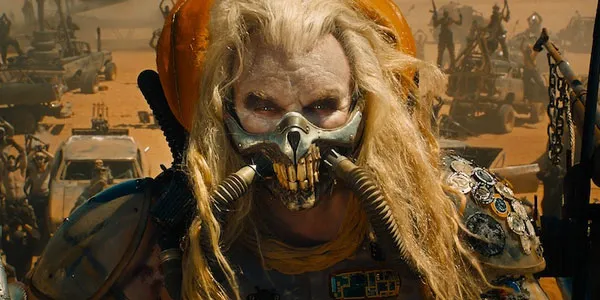 Immortan Joe, tak ubahnya manusia biasa yang punya banyak kekurangan/©Village Roadshow Pictures