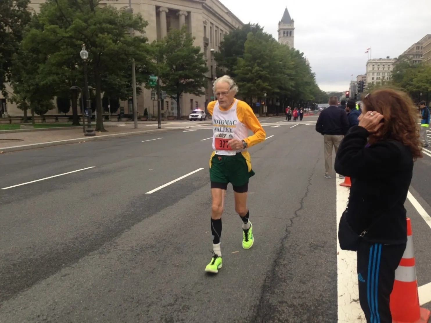 Dixon Hemphill, pria yang pernah menjadi pelari tertua dalam Marathon Navy Mille 2015 lalu © The Washington Post