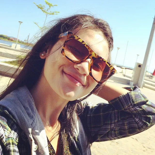 Indah membantah terlibat cinlok dengan Brandon Salim © Instagram.com/indahpermatas