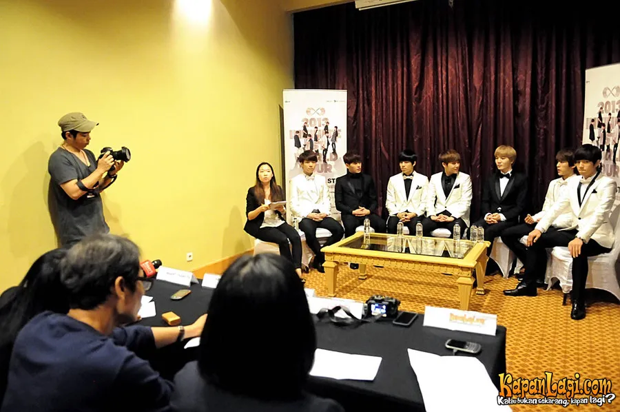 Infinite konferensi pers di hotel JW Marriot ©Bambang E Ros