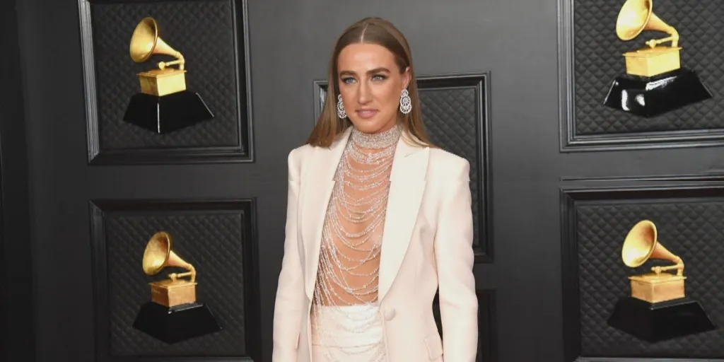 Ingrid Andress - More Hearts Than Mine