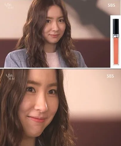 Lipstik yang dikenakan Shin Se Kyung jadi hits banget saat ia pakai di The Girl Who Can Sees Smells. ©kpopherald.
