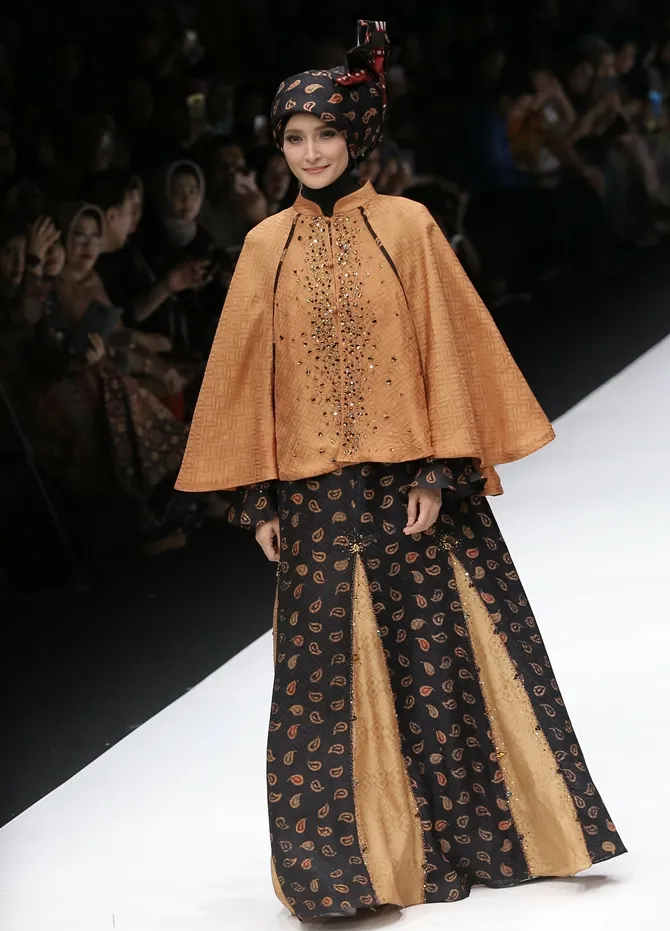 Inneke Koesherawati sering menjenguk suami di lapas untuk menghilangkan rasa kangen © KapanLagi.com/Agus Apriyanto