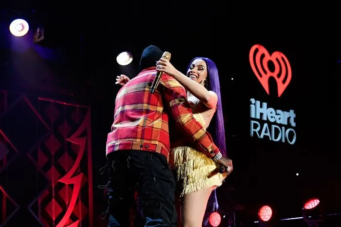 Cardi dikabarkan jengah dengan rumor yang menimpa Offset. (AFP)