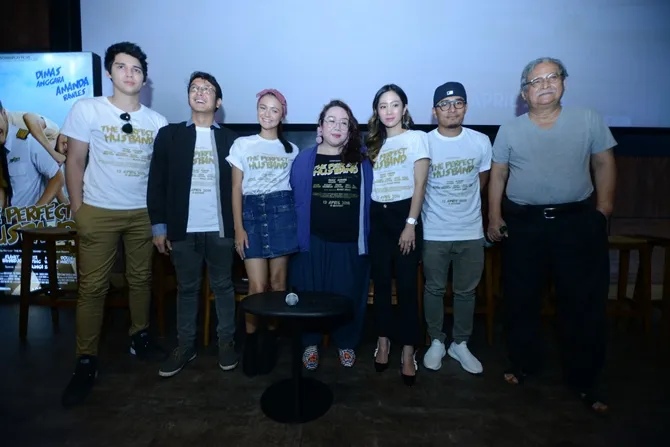 Maxime bersama cast THE PERFECT HUSBAND saat press screening. © KapanLagi.com/Bayu Herdianto