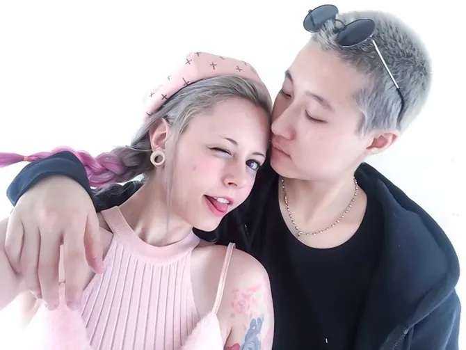 Etta Ng dan Andi Autumn kini harus diusir dari rumah karena hubungan keduanya. © instagram.com/stolenmilktea