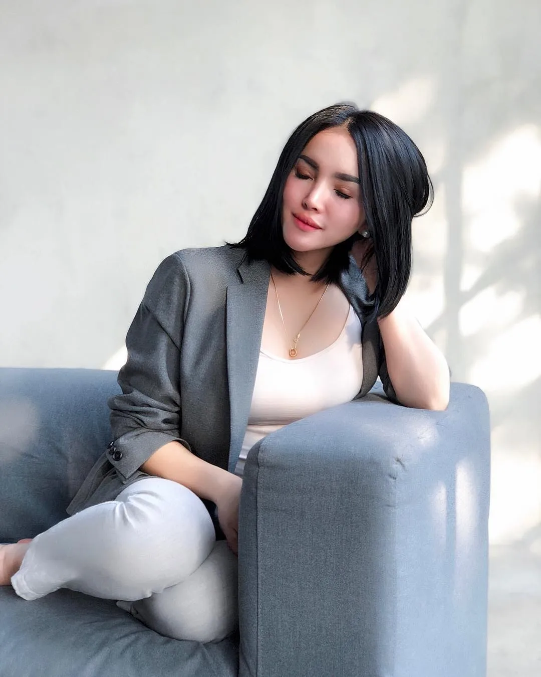 Intan Hardja lepas hijab © Instagram/intanhardja168