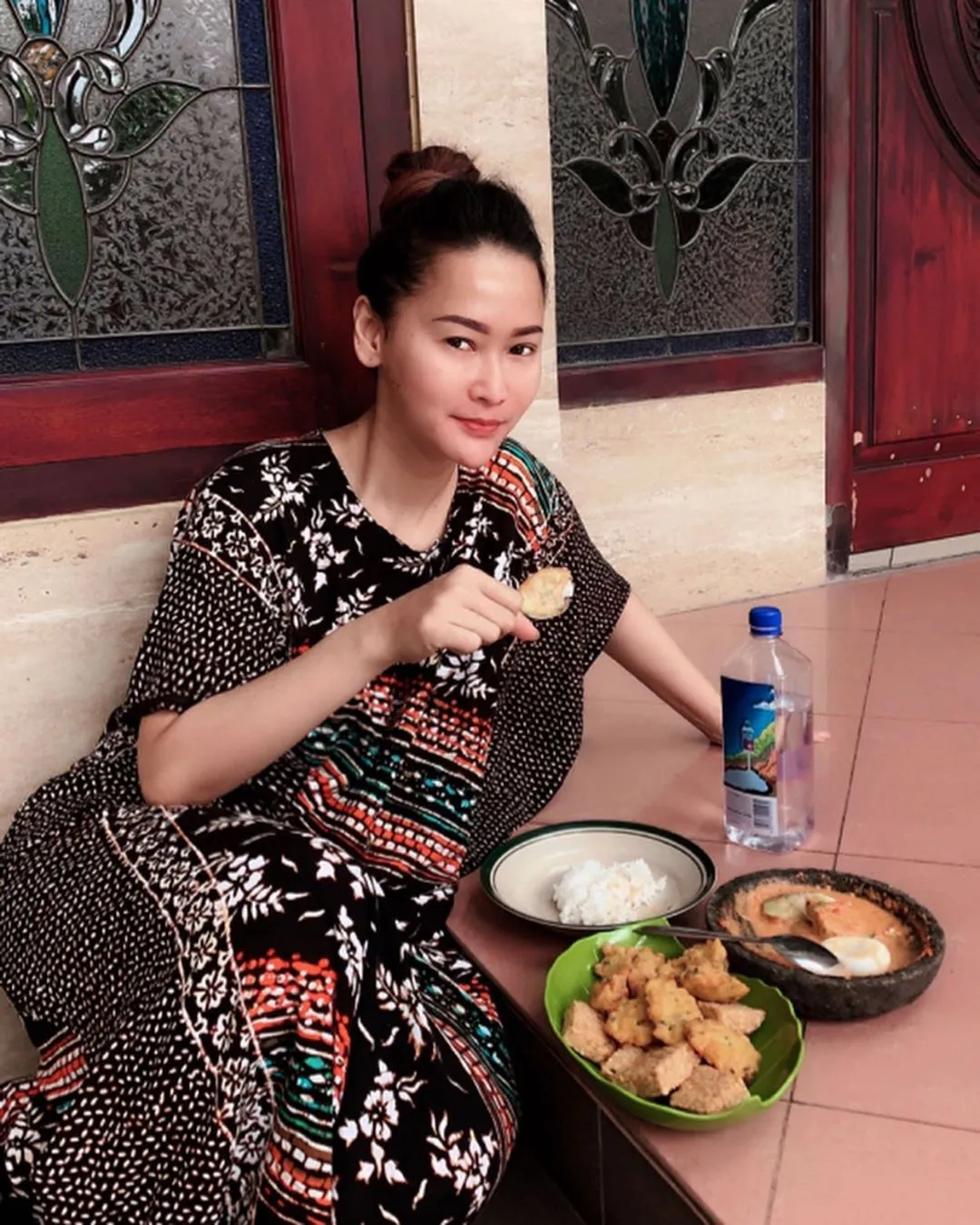 Makan siang sederhana ala Inul Daratista credit: instagram.com/inul.d