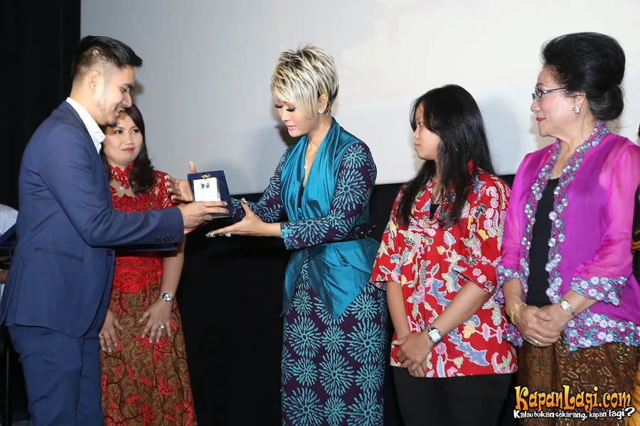 Inul Daratista mendapat penghargaan sebagai wanita insoiratif/©KapanLagi.com®/Budy Santoso