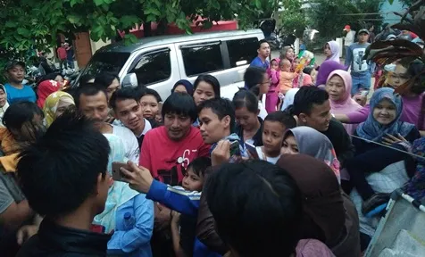 Begini ramainya lokasi syuting Dunia Terbalik © KapanLagi.com®/Nuzulur Rakhmah