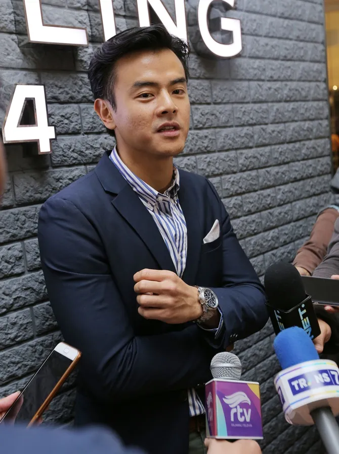 Banyak tantatangan yang didapat Dion Wiyoko saat memerankan Alan Budikusuma © KapanLagi.com/Muhammad Akrom Sukarya