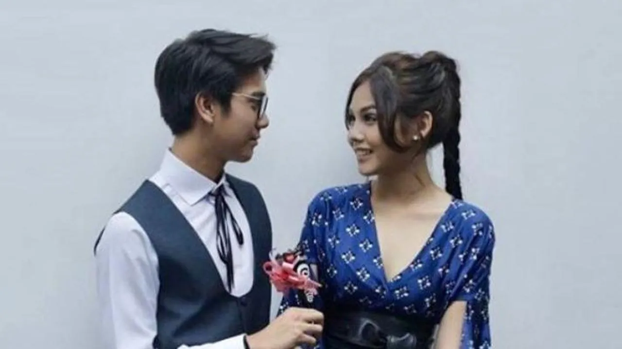 Iqbaal 'Dilan' dan Vanesha 'Milea' (credit: instagram.com/vaneshaass)